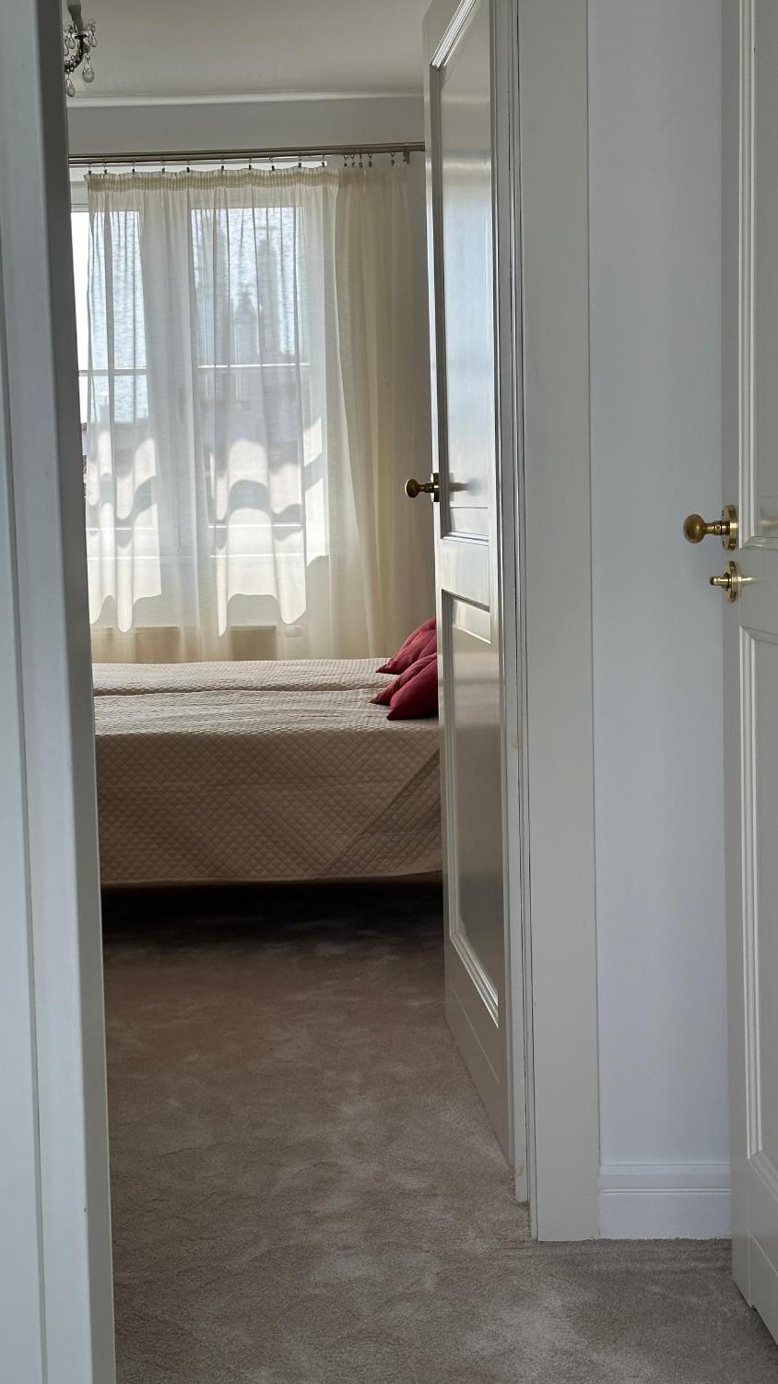 Two Bedrooms Center Apartment *
