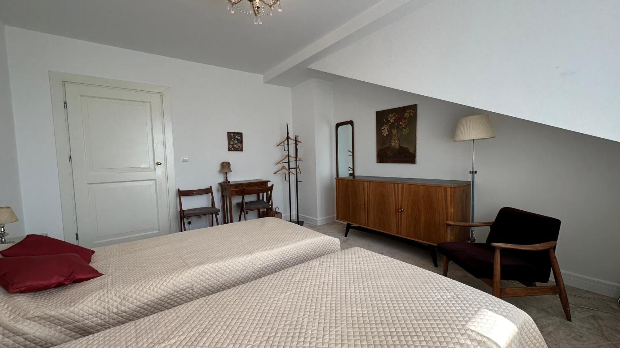 Two Bedrooms Center *