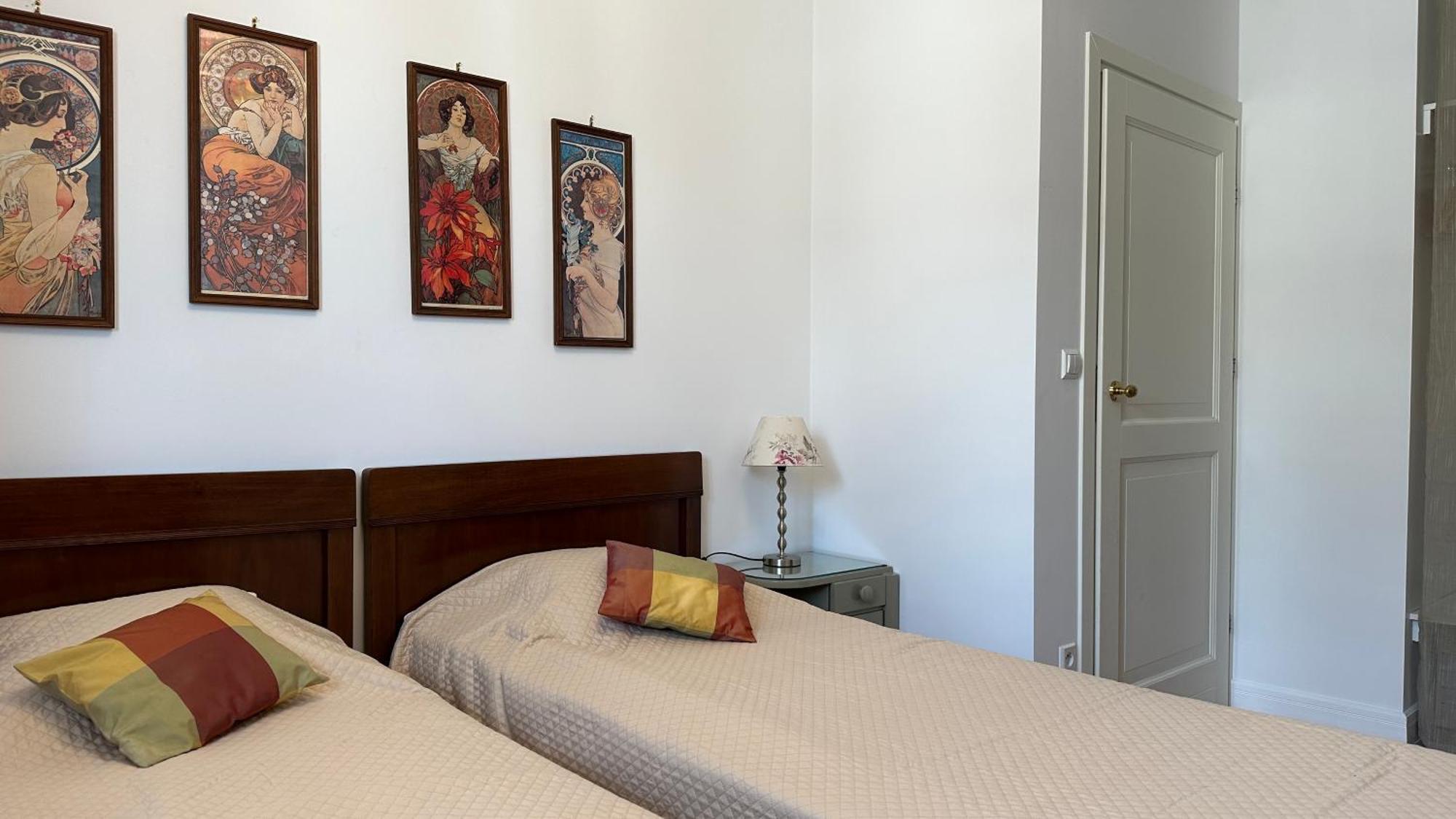 Two Bedrooms Center *