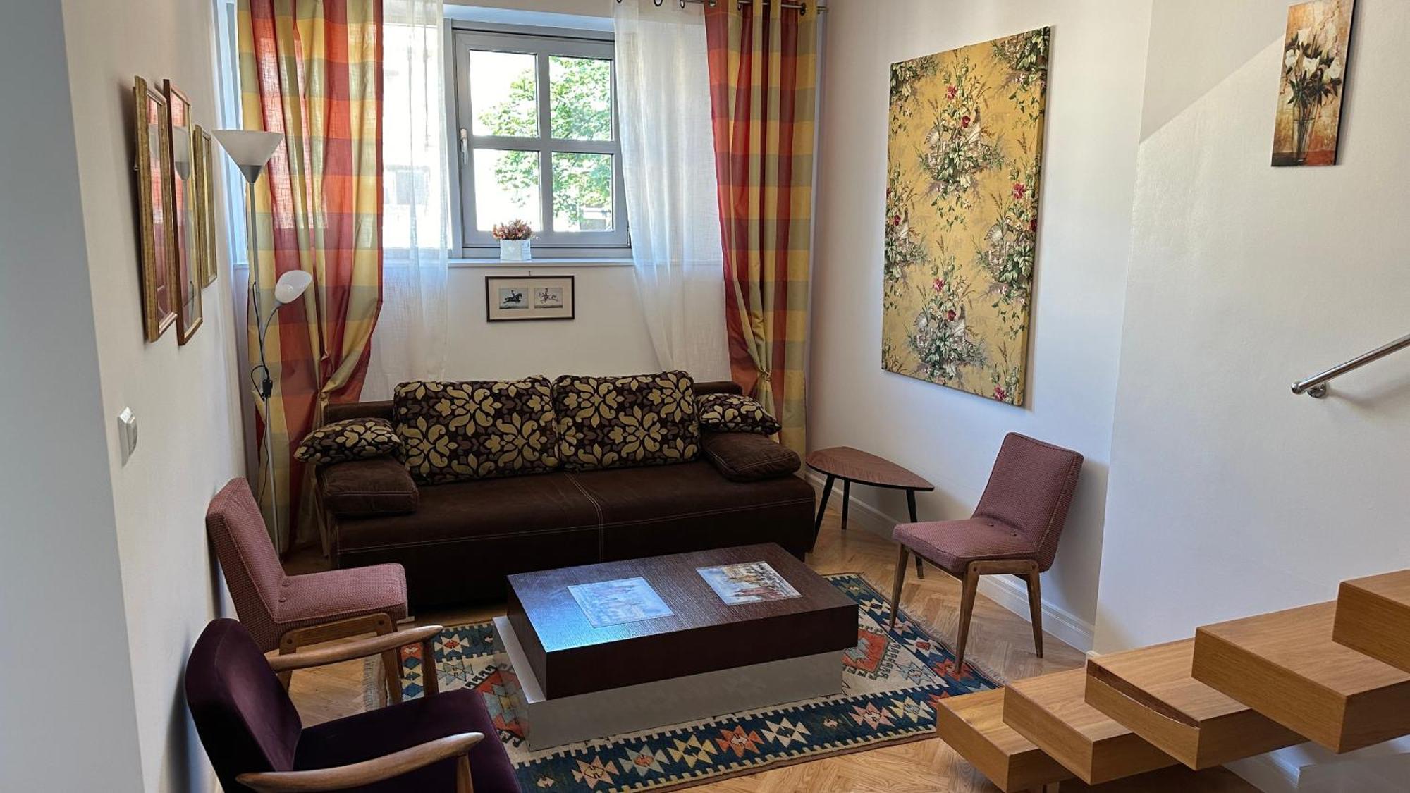 Apartment Two Bedrooms Center