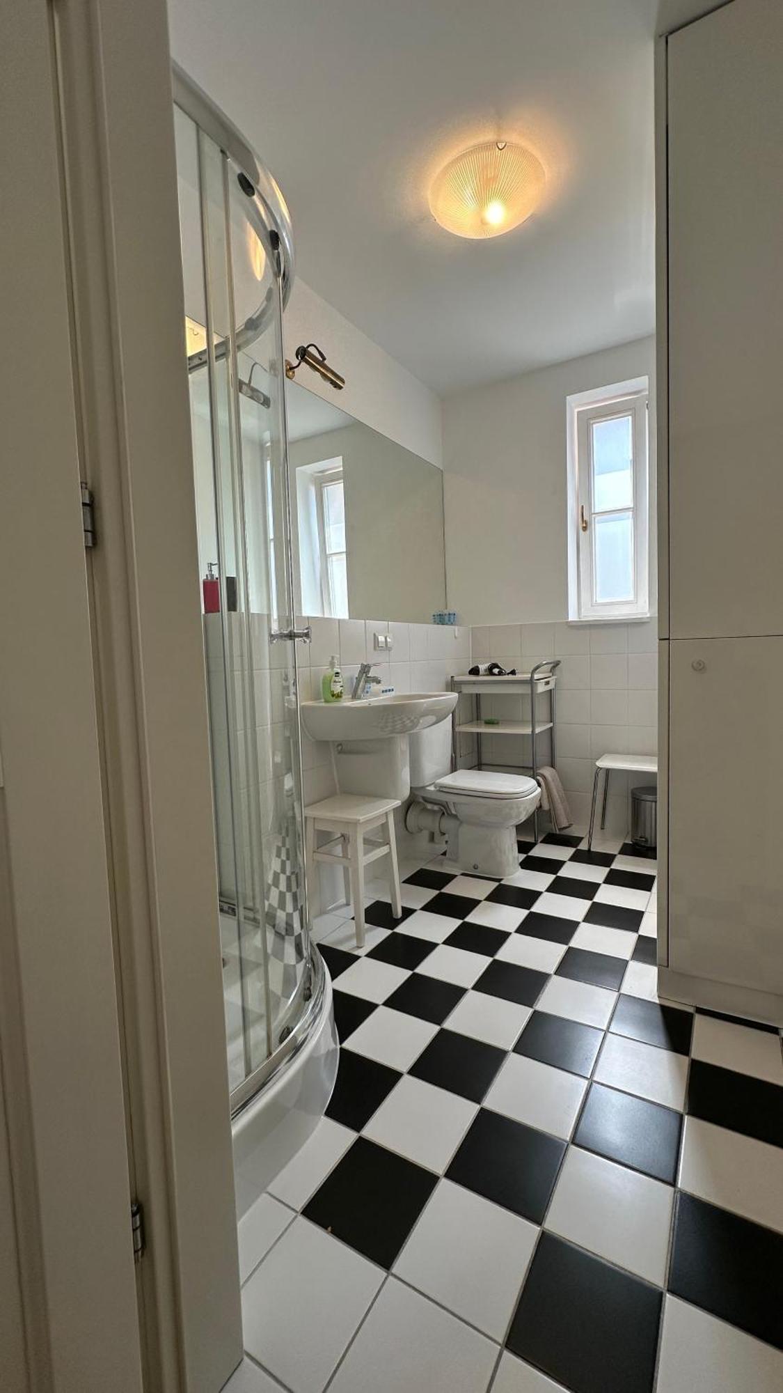 Two Bedrooms Center Apartment